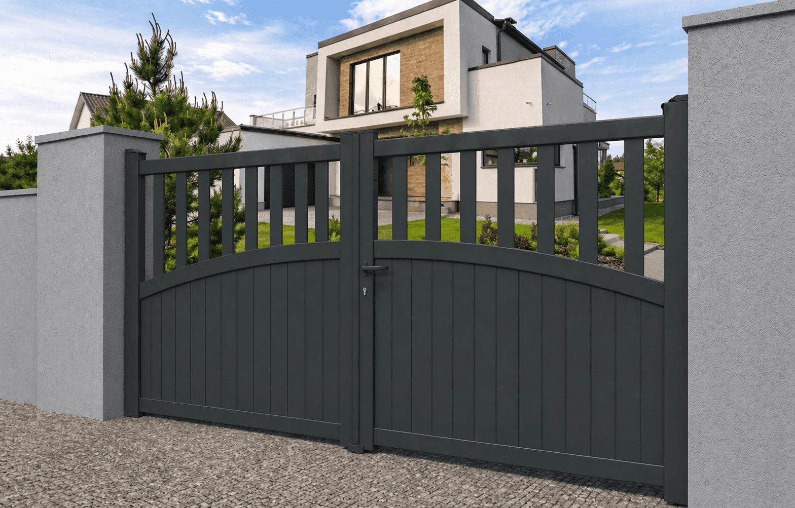 Portail battant aluminium semi-ajouré - Ecluse