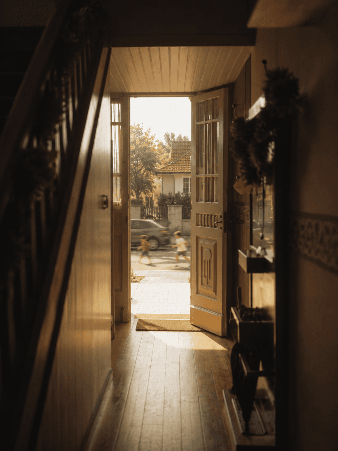 Comment isoler du bruit une porte d’entrée ?