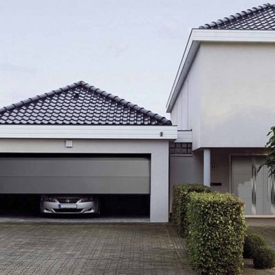 Porte de garage : 5 conseils essentiels pour bien choisir